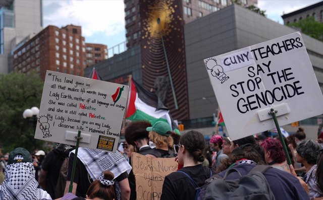 The American people do not want to go to war with Iran! Protests began in New York