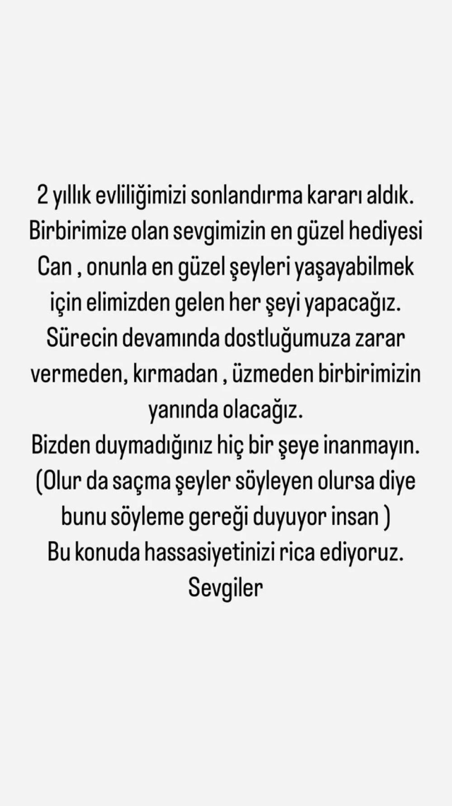 Ezgi Mola and Mustafa Aksakallı are getting divorced