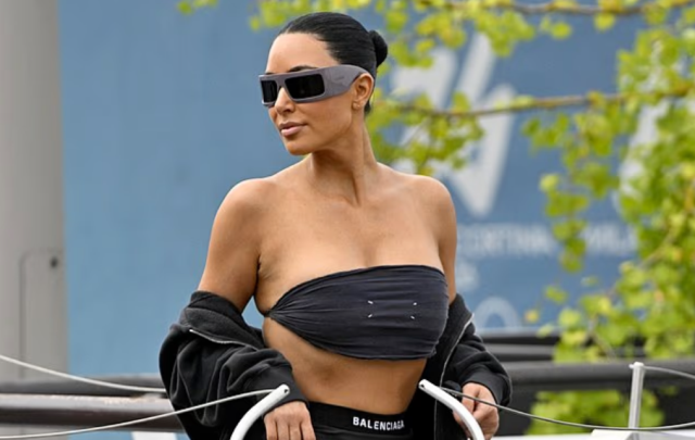 Businessman Jeff Bezos's fairytale wedding has begun! The Kardashians shook Venice