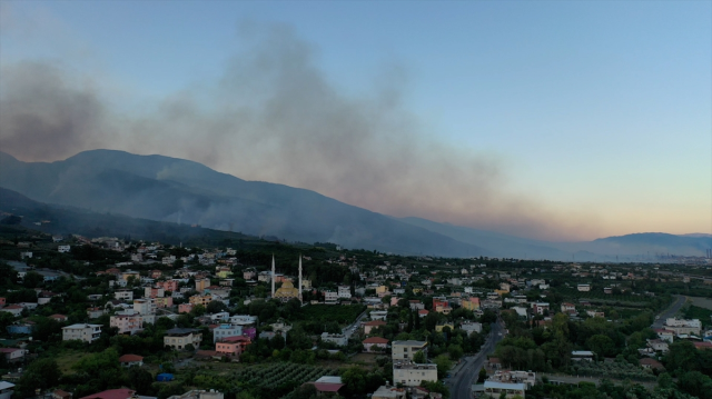 The forest fire in Hatay continues on the second day