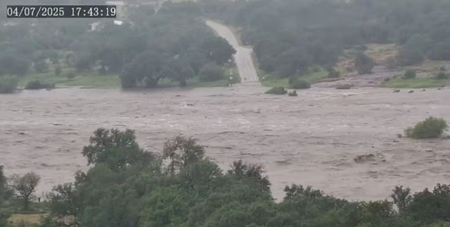 Horrific images from the USA: 80 people swept away and killed by floodwaters in minutes
