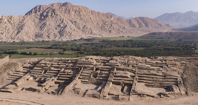 An ancient city dating back 3,500 years has been discovered in Peru: Statues and jewelry were found inside