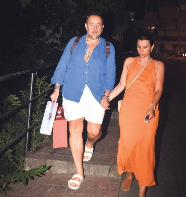 Ata Demirer first appeared with the love he has been living away from the public eye