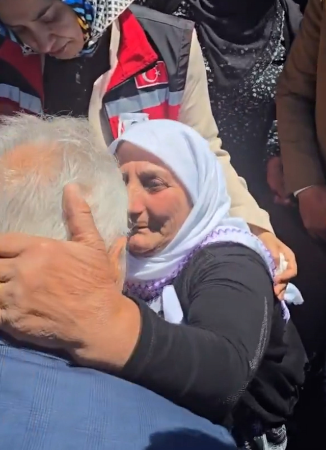 Martyr Celalettin Uyanık's mother sent greetings in Kurdish to President Erdoğan