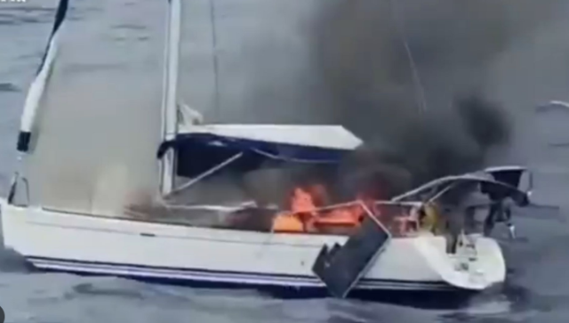 Drug traffickers set their million-dollar yacht on fire to avoid being caught