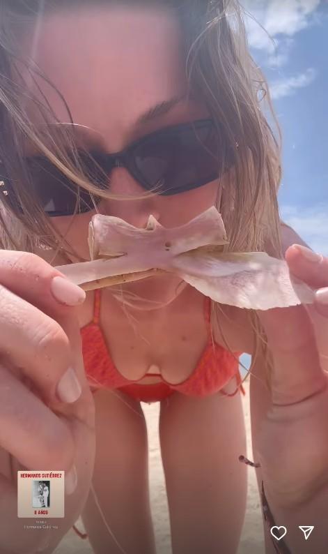 Yasemin Kay Allen took a vacation after the breakup
