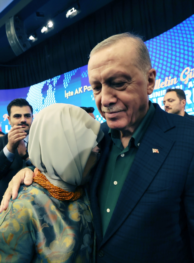 Emine Erdoğan's elegance made a significant impression at the Kızılcahamam Camp