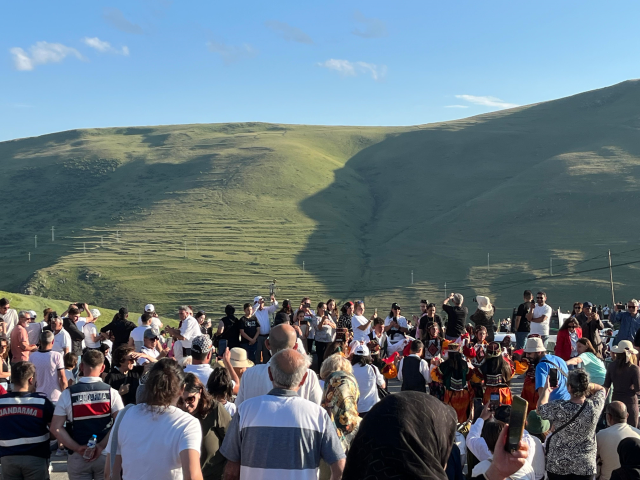 The silhouette of Atatürk was seen when the weather cleared in Damal