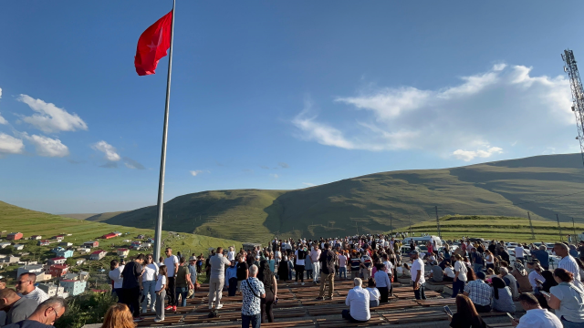 The silhouette of Atatürk was seen when the weather cleared in Damal