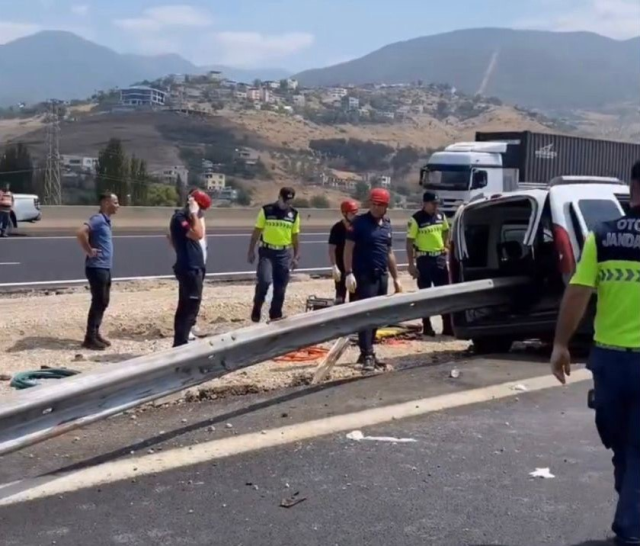 The barrier entered from the engine, came out from the trunk: 2 people lost their lives