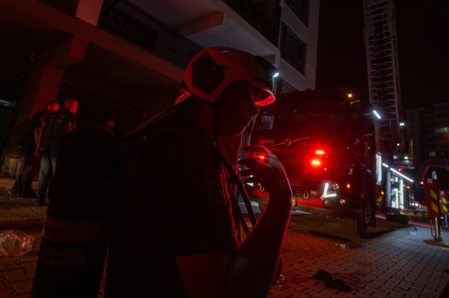 3 people, including a baby, lost their lives in the apartment fire, and 3 people were arrested