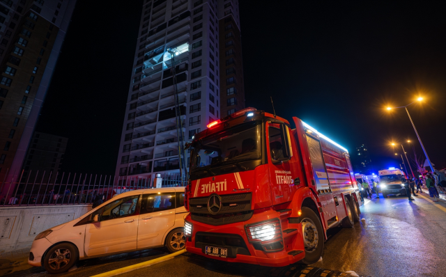 3 people, including a baby, lost their lives in the apartment fire, and 3 people were arrested