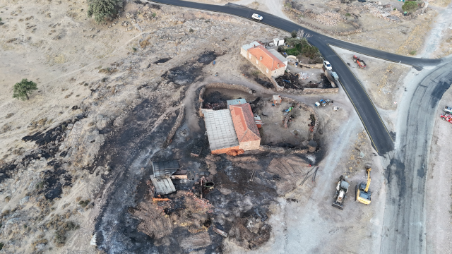 Struggle against forest fires in Marmara! The current state of residential areas is heartbreaking