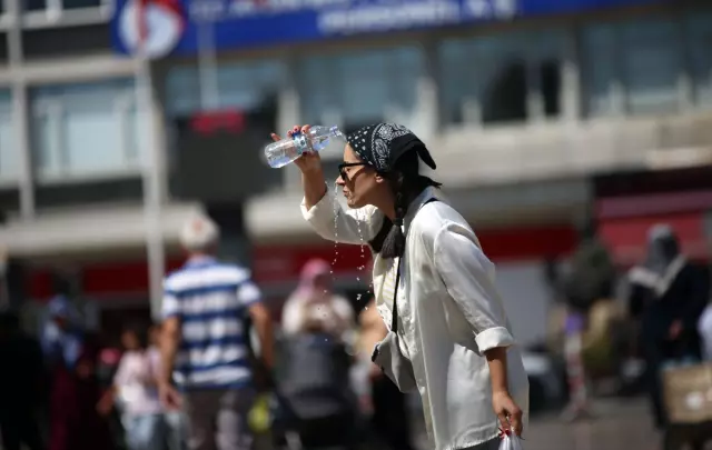 The perceived temperature in Istanbul reached 56 degrees, setting a historical record in water consumption