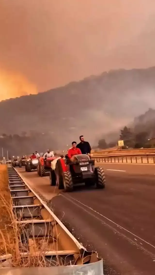 Turkey is surrendered to the flames! Trenches are being dug in the province where we lost 10 martyrs