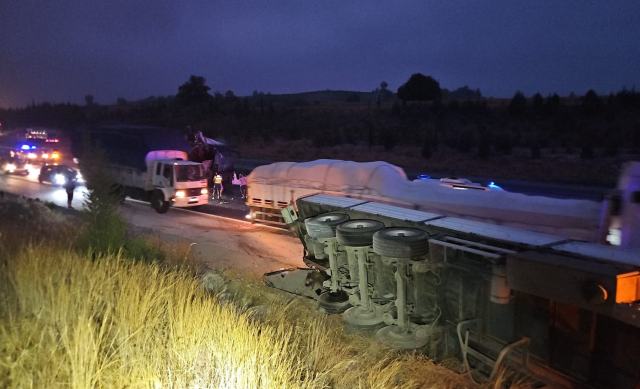 The bus crashed into the truck from behind, there are many injured