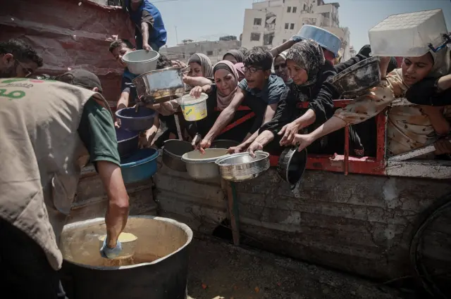 6 more people died of hunger in 24 hours, 7-month-old baby Salim's life is in danger