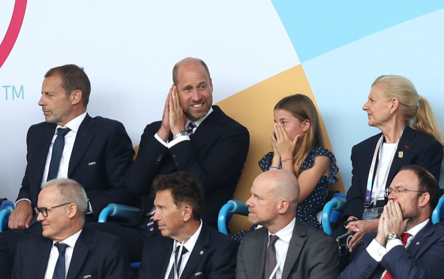 England won the cup, Princess Charlotte's charming reaction made a mark in the final