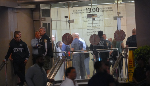 Новые детали стрельбы в Нью-Йорке! Убит управляющий триллионным фондом