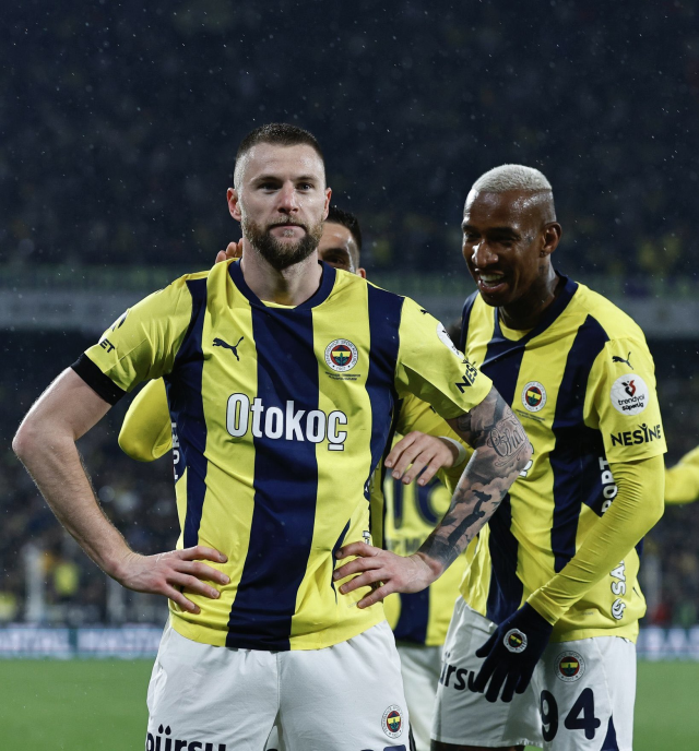 The plane has taken off, it's coming! The player eagerly awaited by Fenerbahçe fans will be in Istanbul this evening