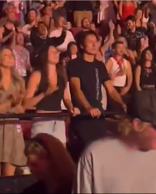 After a romantic dinner, Trudeau attended Katy Perry's concert