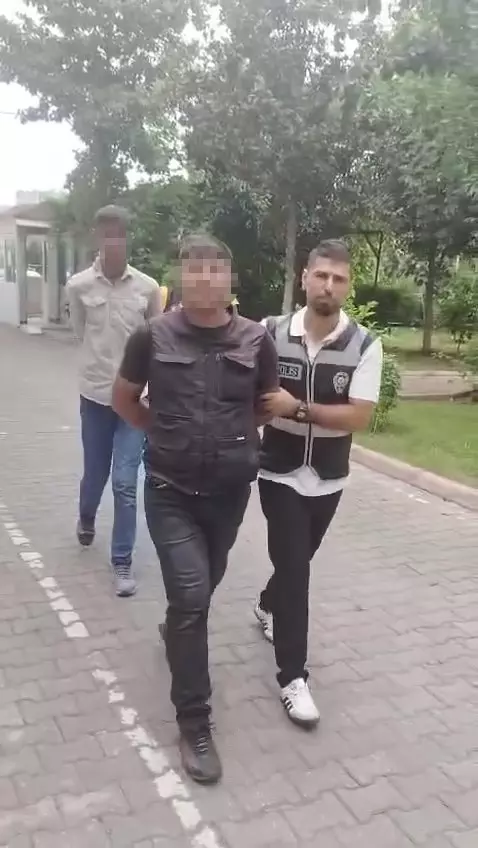 They are forcing to clean windows and asking for money by opening doors