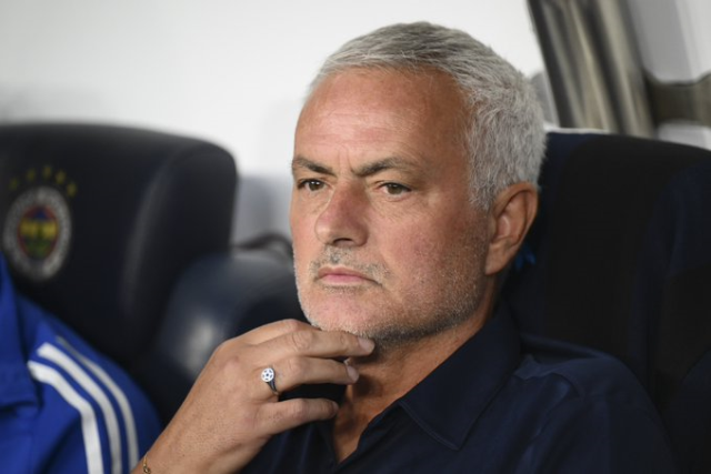 Flash statement from Mourinho right after the match