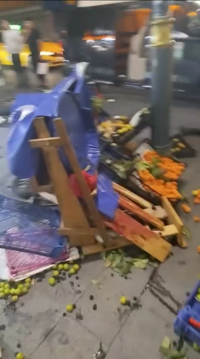 The 17-year-old driver caused chaos, 2 people narrowly escaped death