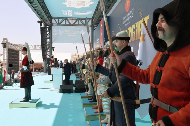 President Erdoğan sent a message from Malazgirt: If the sword is drawn from its sheath, there will be no place for words