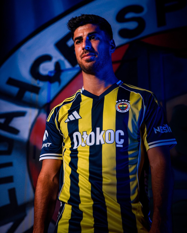 Fenerbahçe signed a 3+1 year contract with Marco Asensio