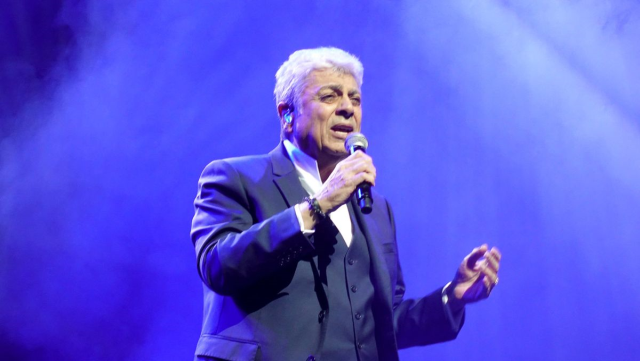 Enrico Macias's concert in Istanbul, known for his support of Israel, has been canceled