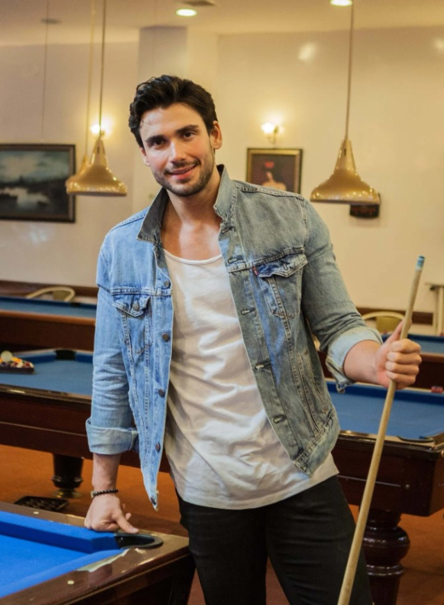 The person closest to famous actor Yılmaz Kunt robbed him