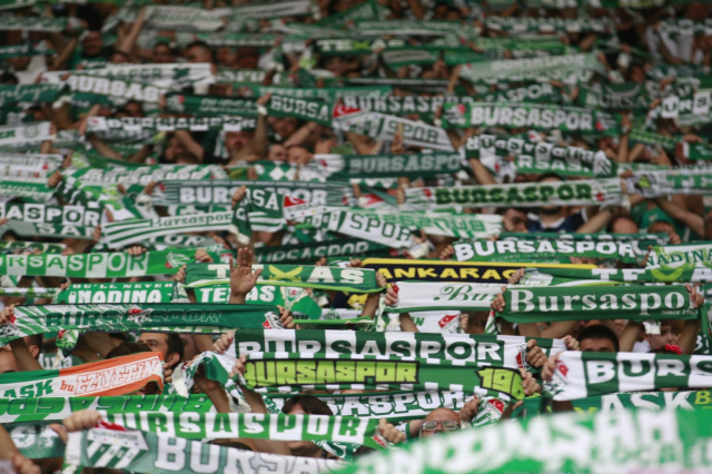 Historic success from Bursaspor fans! They are competing with Galatasaray