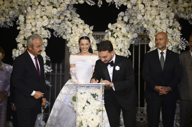 Fahrettin Altun's son got married! Here is the bride seen for the first time