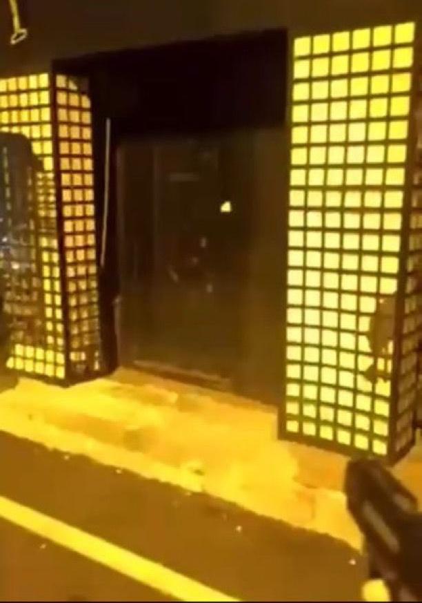 The workplace of the person who slapped the father in front of his children was shot at