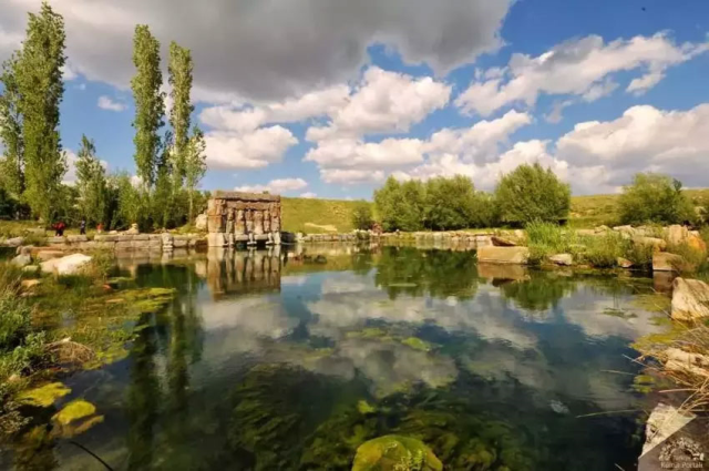 The world's first pool was found in Konya