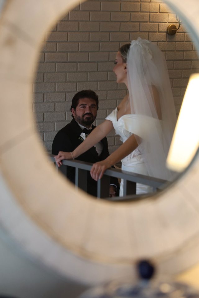 Rasim Ozan Kütahyalı got married! Here is the first image