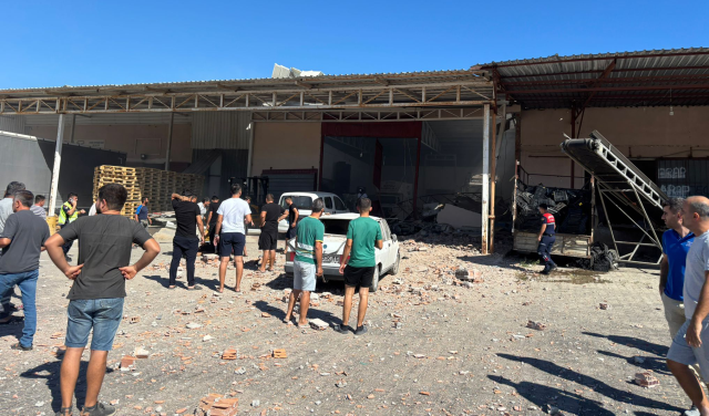 Explosion at the wholesale market in Antalya! 1 person lost their life, the moment of the incident was captured on camera