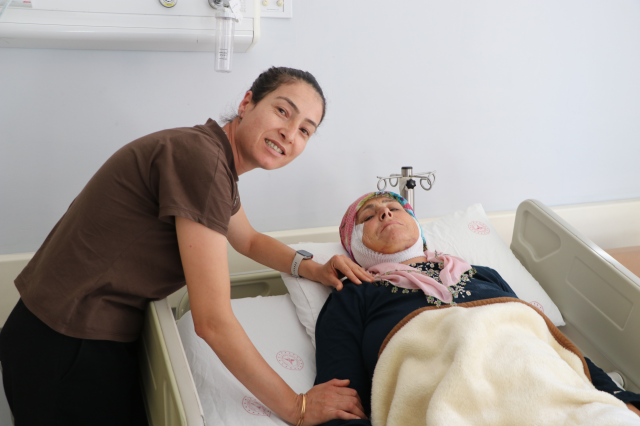 She regained her health with a single surgery, able to smile for the first time in 15 years