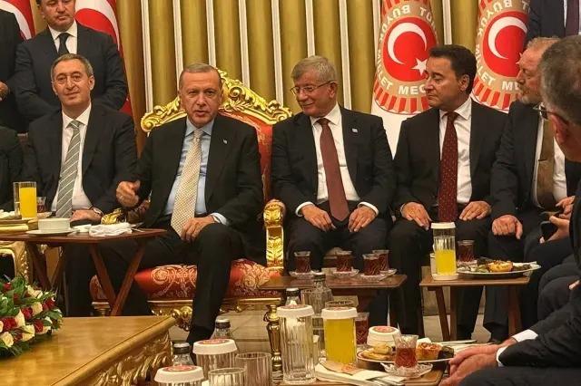 The photo of Erdoğan meeting with the opposition that shook the corridors: A comment that breaks the mold: A sign of the new era