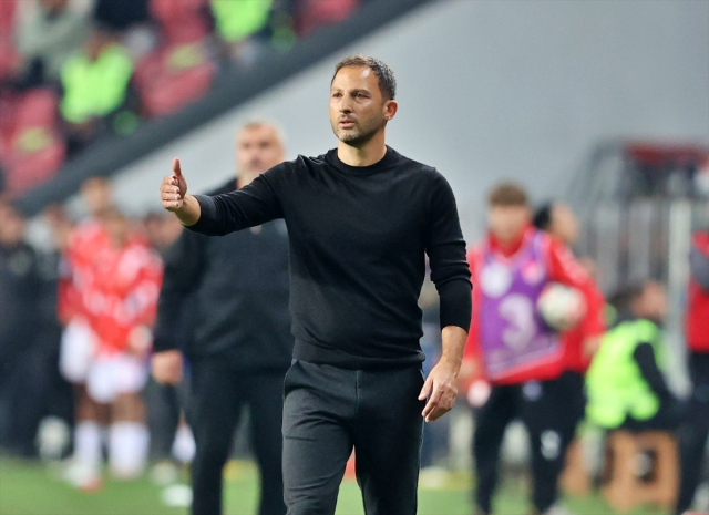 Domenico Tedesco: We need to be happy with one point