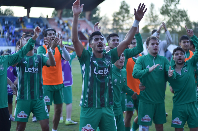 Kafkasspor won despite being left with 8 players in the match they fell behind