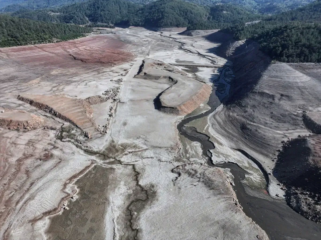 The situation in Bursa is dire: The water level in the reservoirs has fallen below 1%