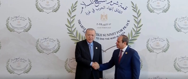 President Erdoğan is in Egypt for the Gaza summit! Sisi personally welcomed him