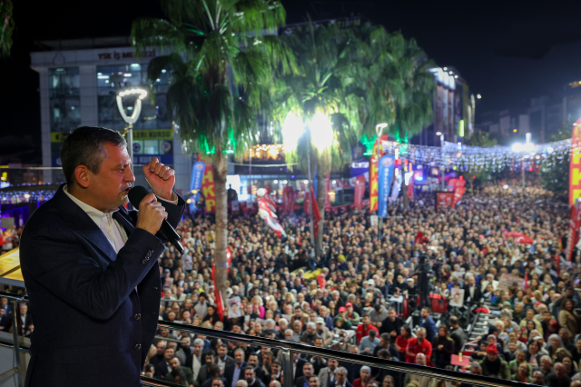 CHP leader Özel listed 4 allegations in Arnavutköy and called out Chief Prosecutor Gürlek