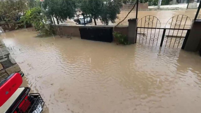 One of our provinces has succumbed to the flood! Roads turned into lakes, citizens are reacting to the municipality that did not take precautions