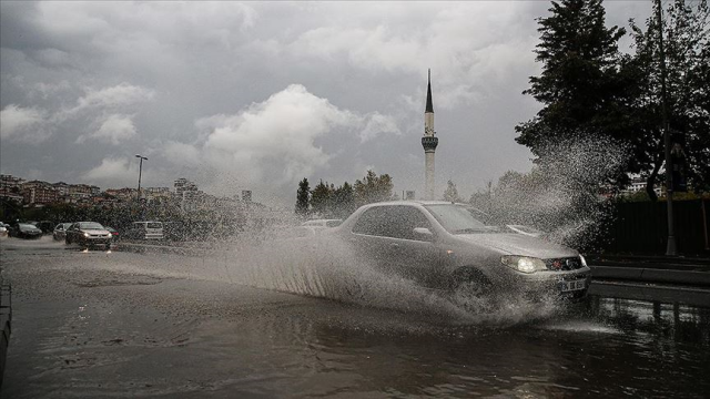 Heavy downpour is expected in Istanbul tomorrow