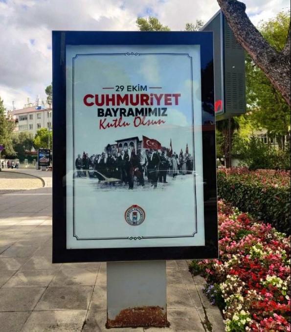 The word 'Republic' was misspelled on the October 29 posters, the governorship immediately hung a new one