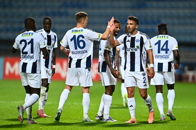 Abraham's missed penalty proved costly! Beşiktaş dropped points against Kasımpaşa