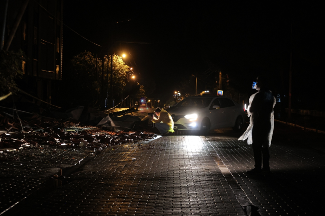 Destruction from the Balıkesir earthquake was captured